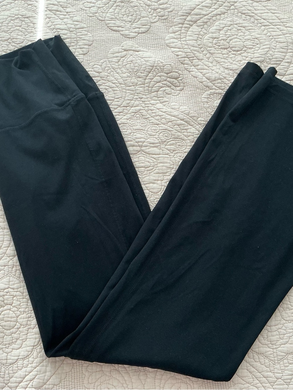 DSG Solid Black High-Waist Leggings